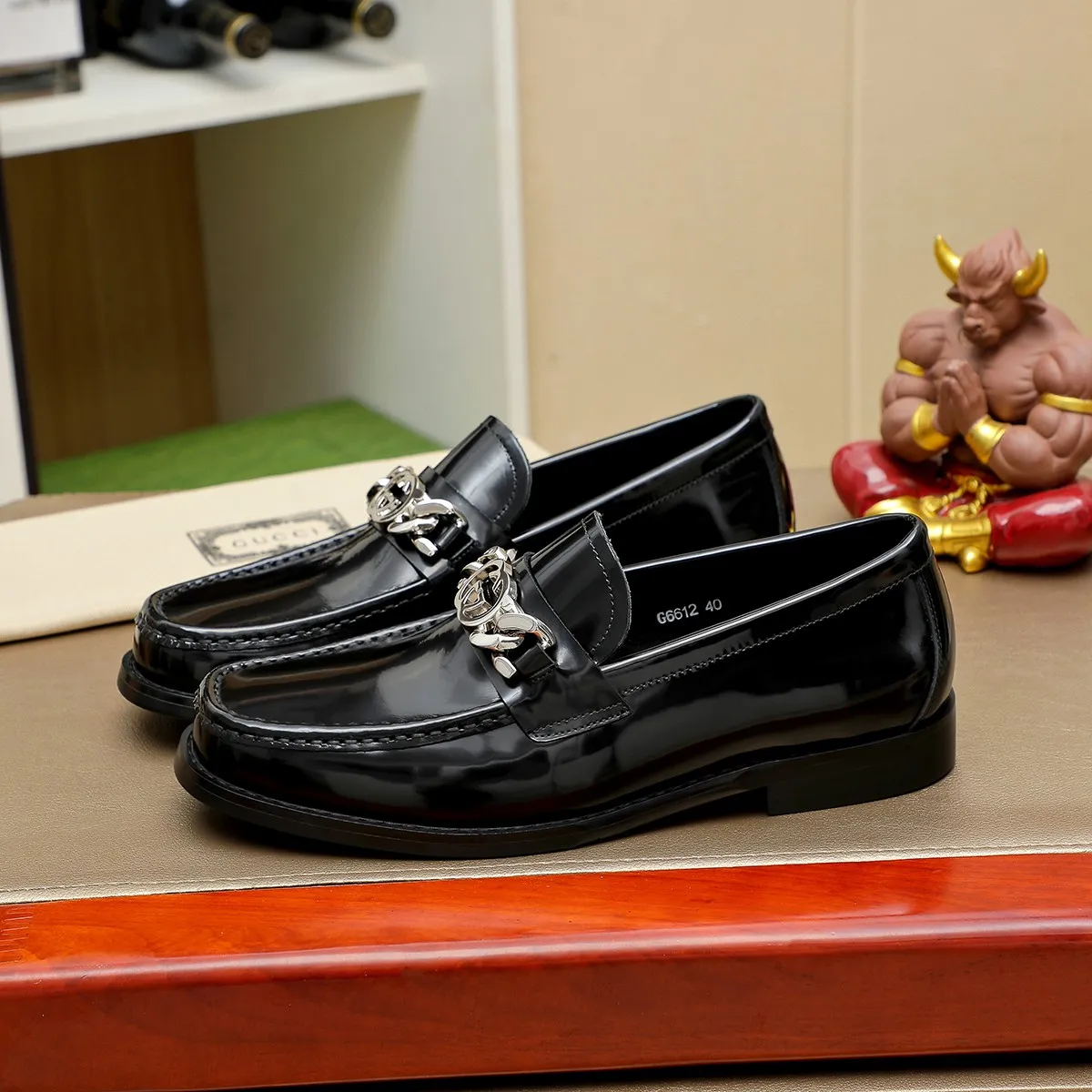 Men's men's shoes💰460💰💰Gucci official website men's business formal leather shoes updated💥Hong Kong counters synchronize new styles💥completely one-to-one replica shipment👍zero gap in counter quality 0⃣️made of imported cowhide on the outside+water-dyed🐂leather lining, color optional! Matching code 38-45